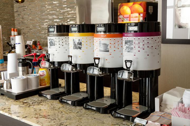 Breakfast/Coffee Service 58 of 77