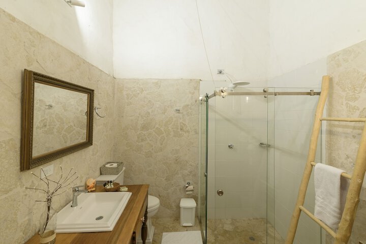 Room 40 of 71