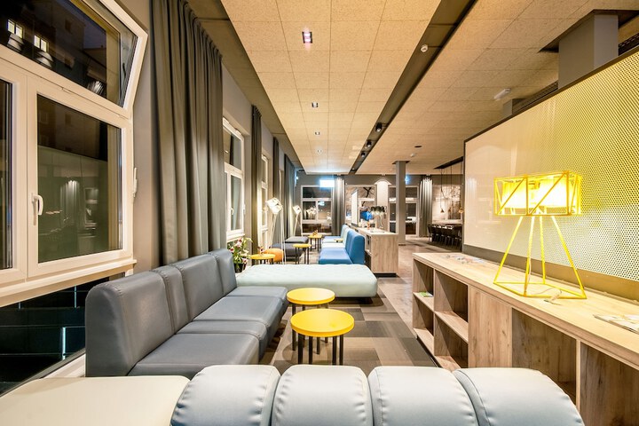 Hotel Lobby