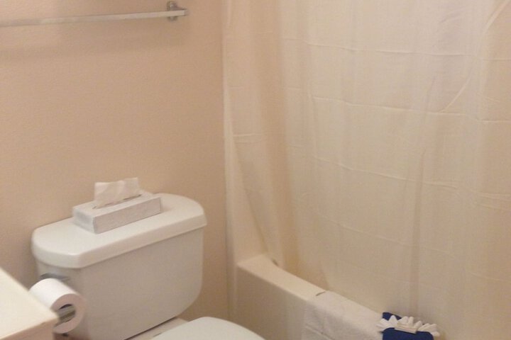 Room 14 of 43