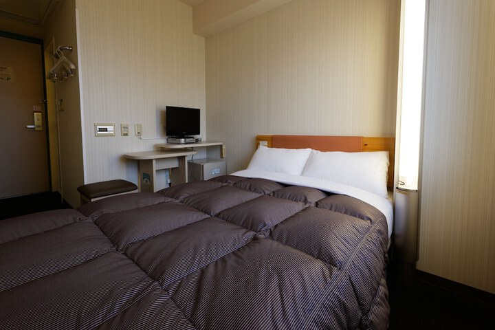 Room 6 of 22