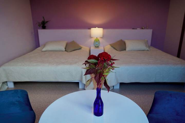 Room 7 of 38