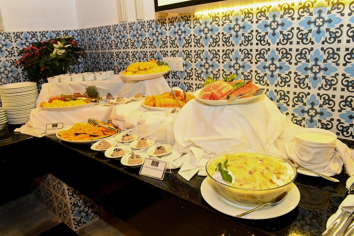 Dining Photos