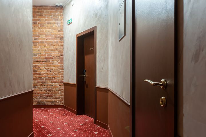 Ballroom/Hall 35 of 49