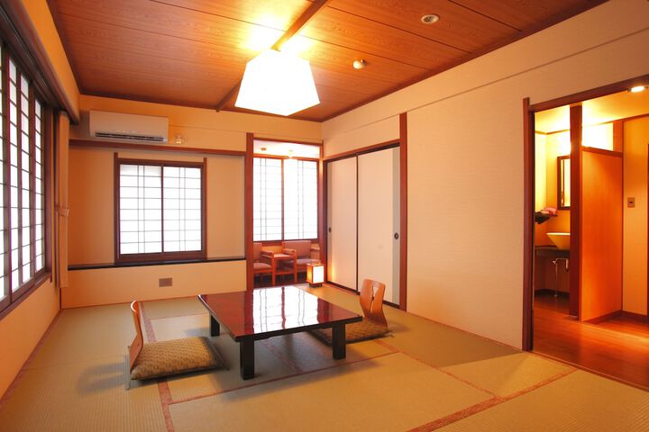 Room 11 of 54