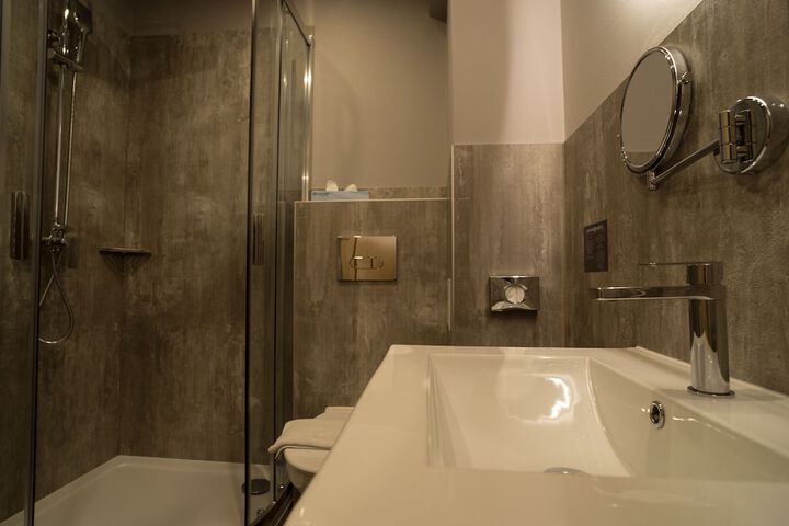 Clean Restrooms