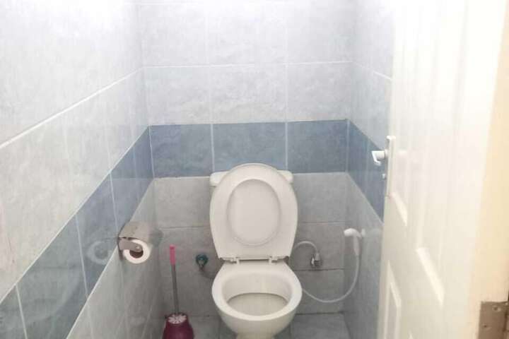 Room 10 of 39
