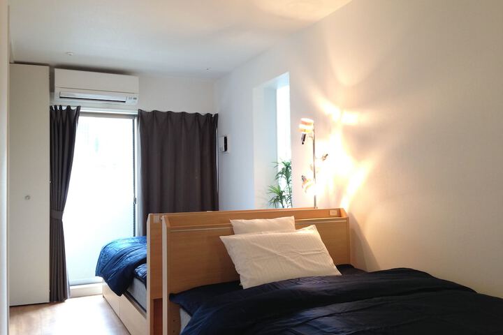 Room 12 of 50