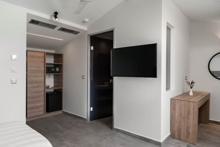 Room 54 of 266