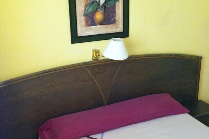 Room 7 of 43