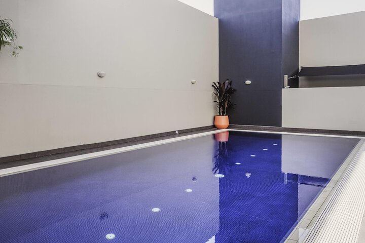 Pools & Facilities