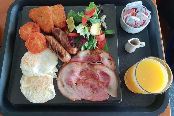 Breakfast/Coffee Service 44 of 50