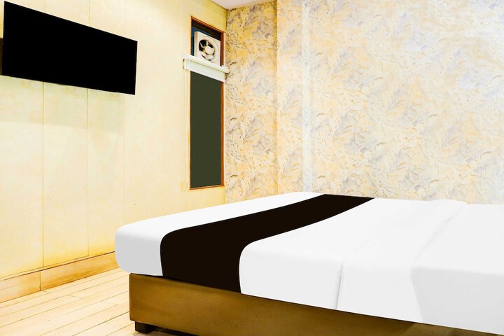 Room 7 of 22