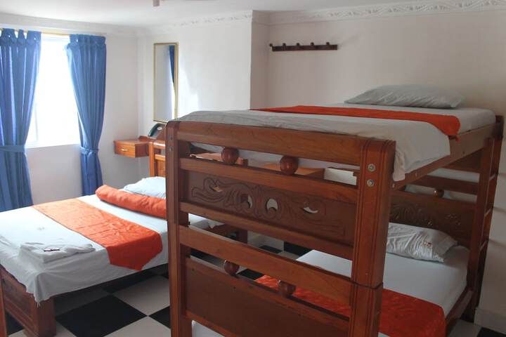 Room 8 of 35