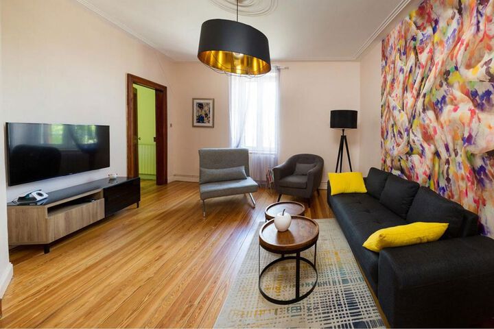 Room 5 of 13