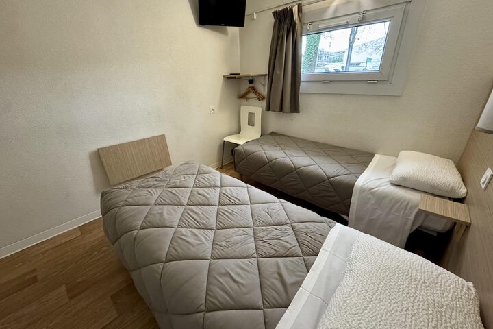 Room 18 of 30