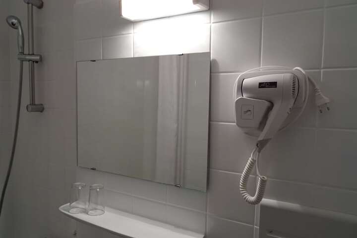 Room 34 of 55