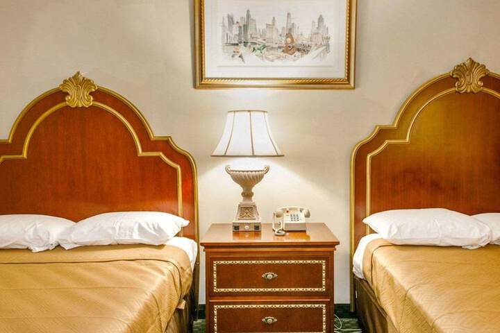 2 Double Beds (4 of 13)