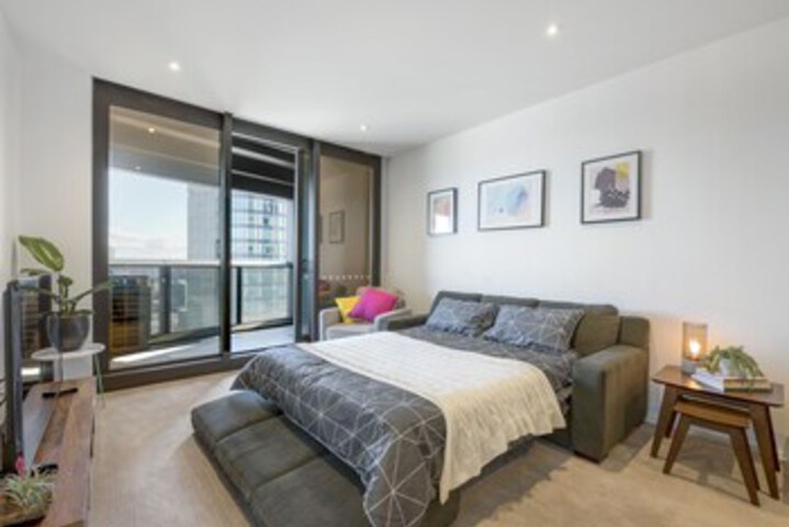 Room 2 of 20