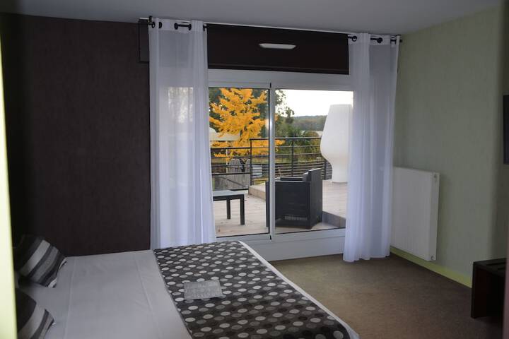 Room 17 of 44