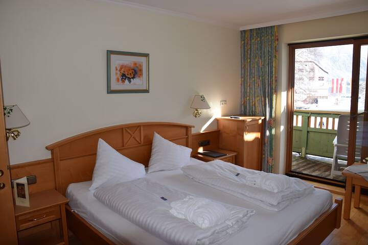 Room 10 of 58