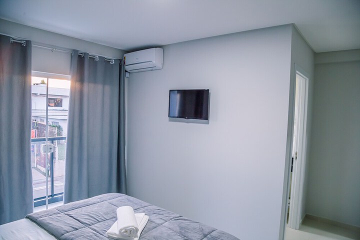 Room 6 of 35