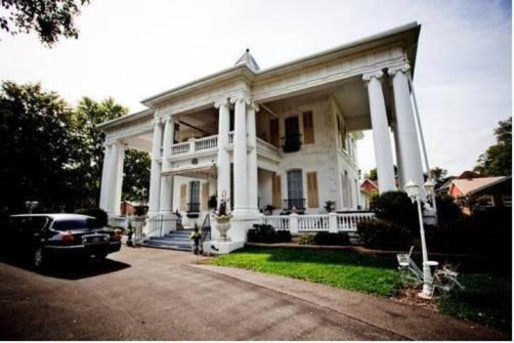 Property image 1