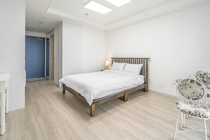 Room 84 of 640