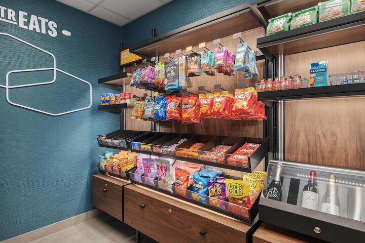 Snack bar