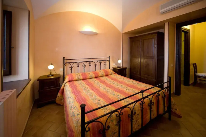 Room 2 of 14