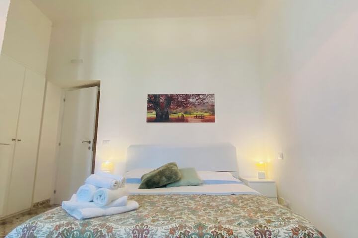 Room 15 of 61