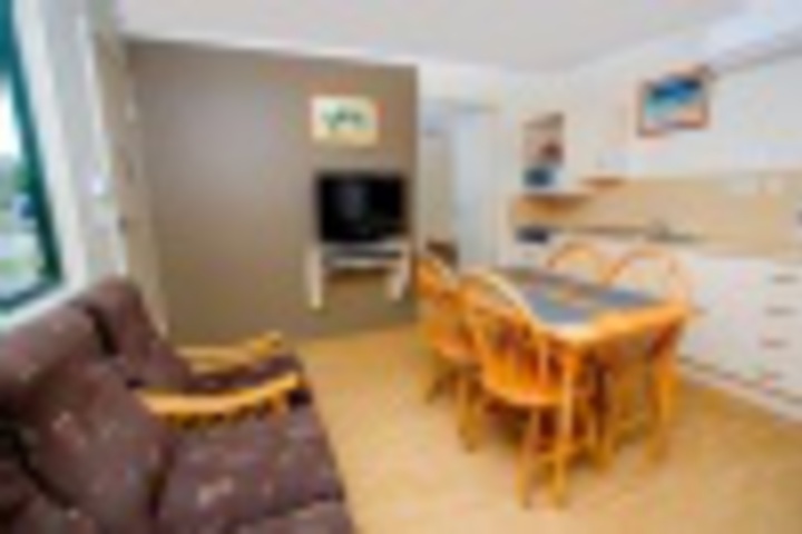 Room 172 of 504