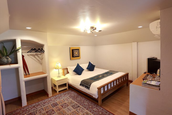 Room 26 of 57