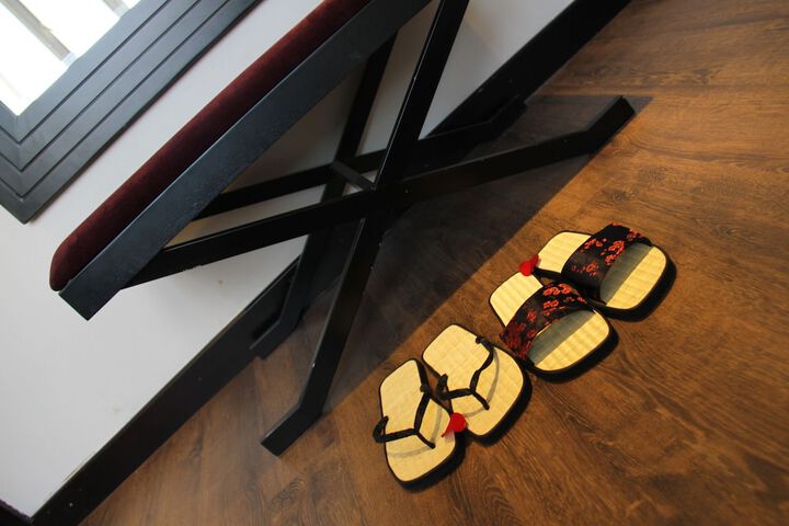 Room amenity