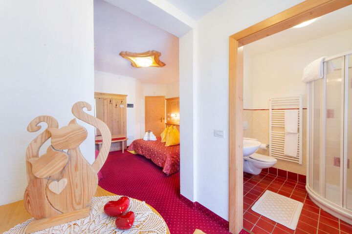 Room 10 of 67