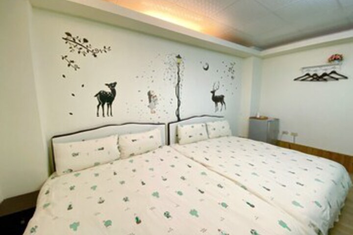 Room 15 of 29