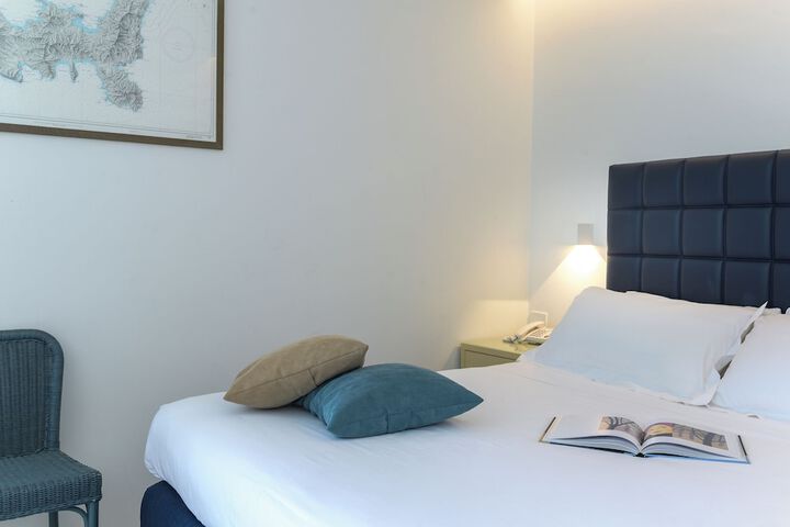 Room 44 of 138