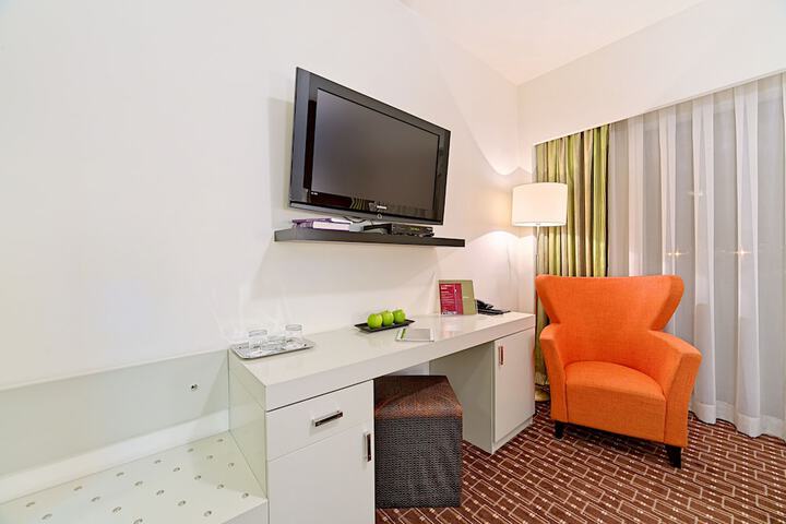 Room 15 of 39