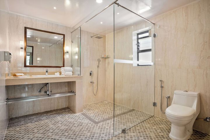 Clean Restrooms