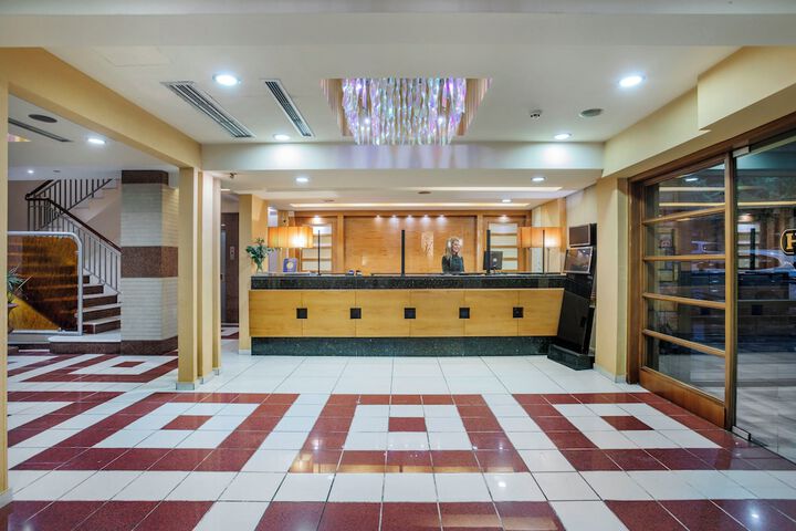 Guest Lobby