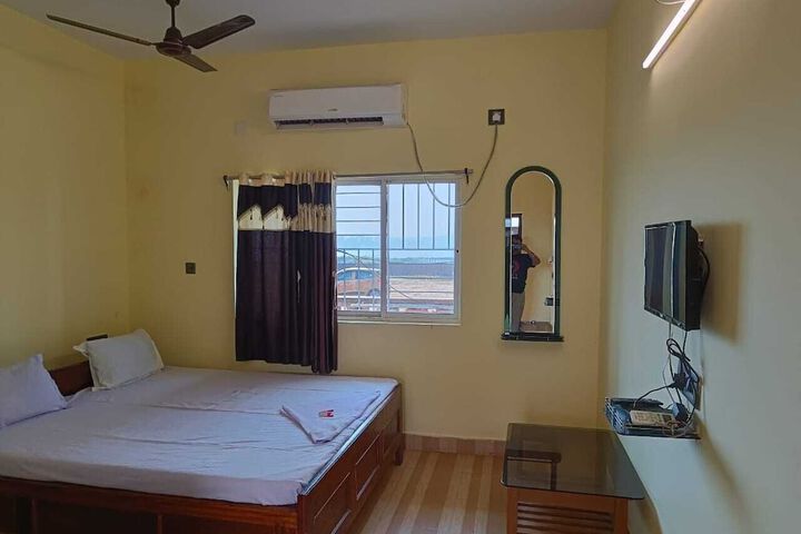 Room 22 of 125