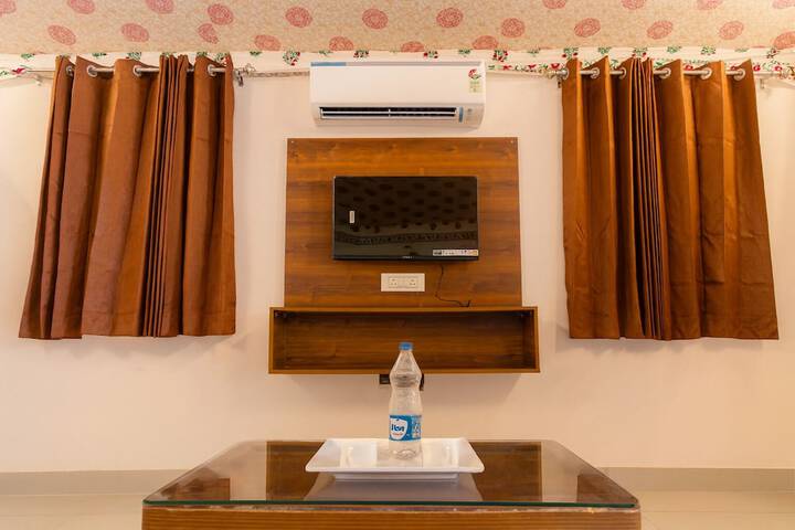 Room 8 of 48