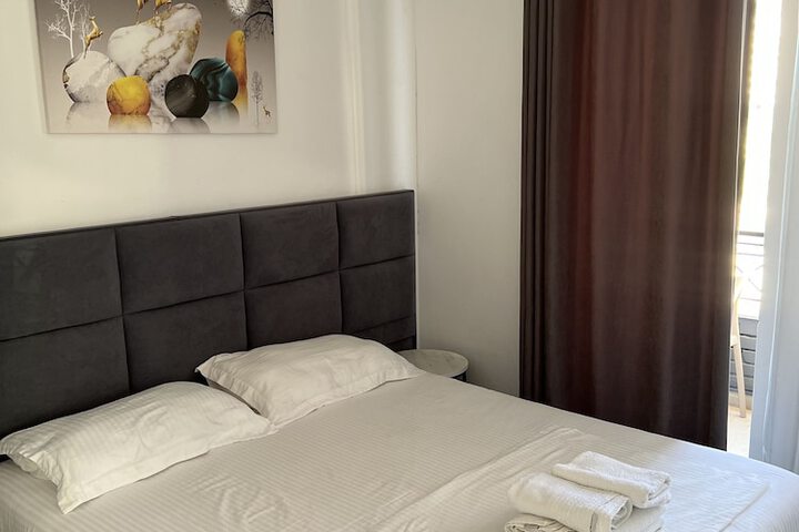 Room 48 of 98