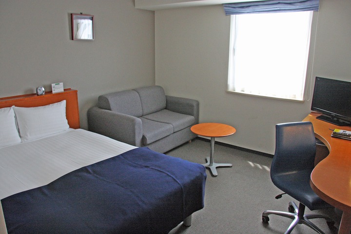Room 4 of 78