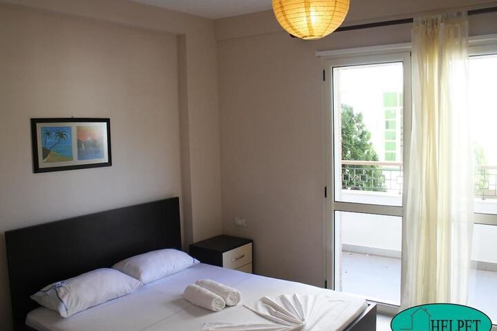 Room 7 of 25