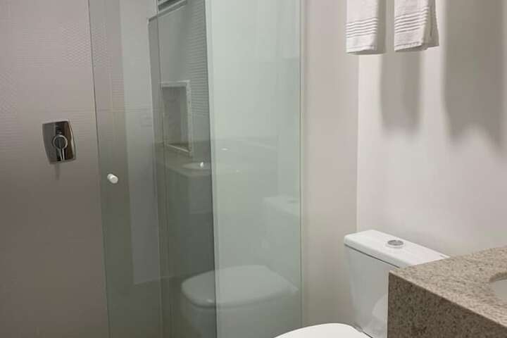 Room 13 of 21
