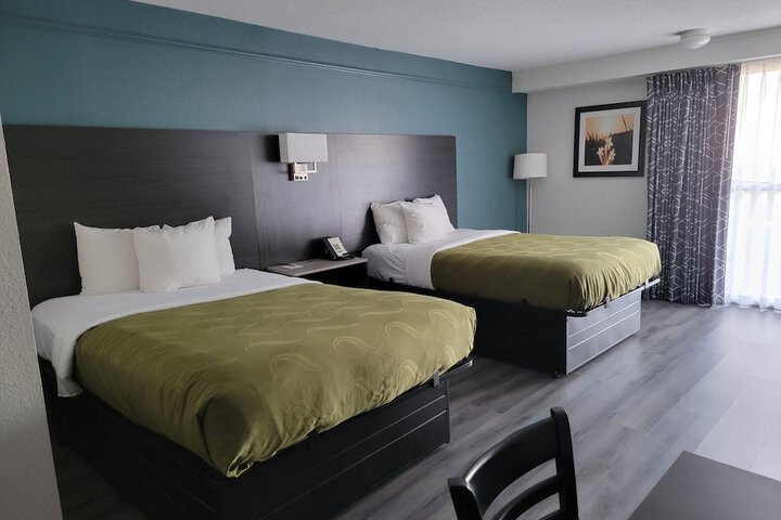 2 Double Beds (4 of 15)