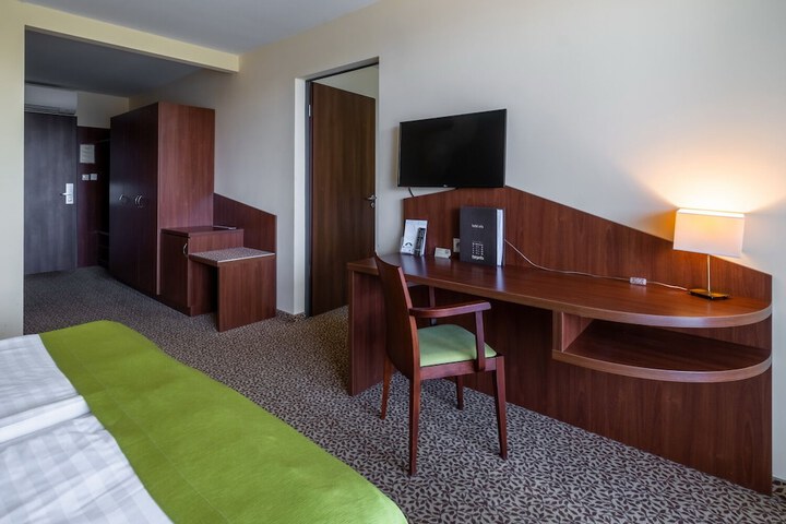 Room 21 of 81
