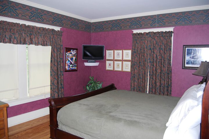 Room 8 of 63