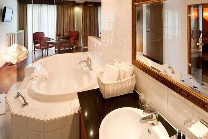 Bath Interior